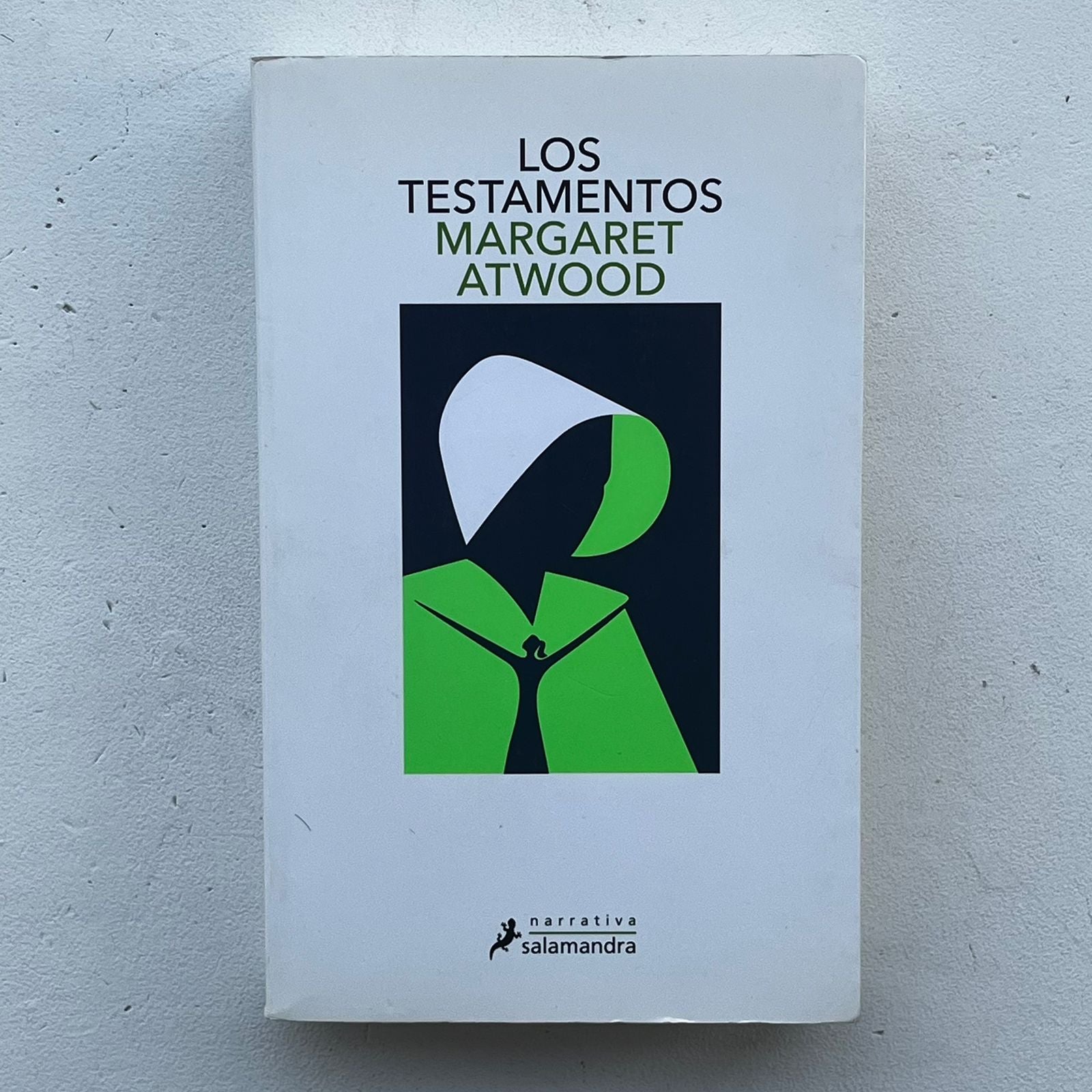 Los testamentos - Margaret Atwood - Salamandra - Libro Usado