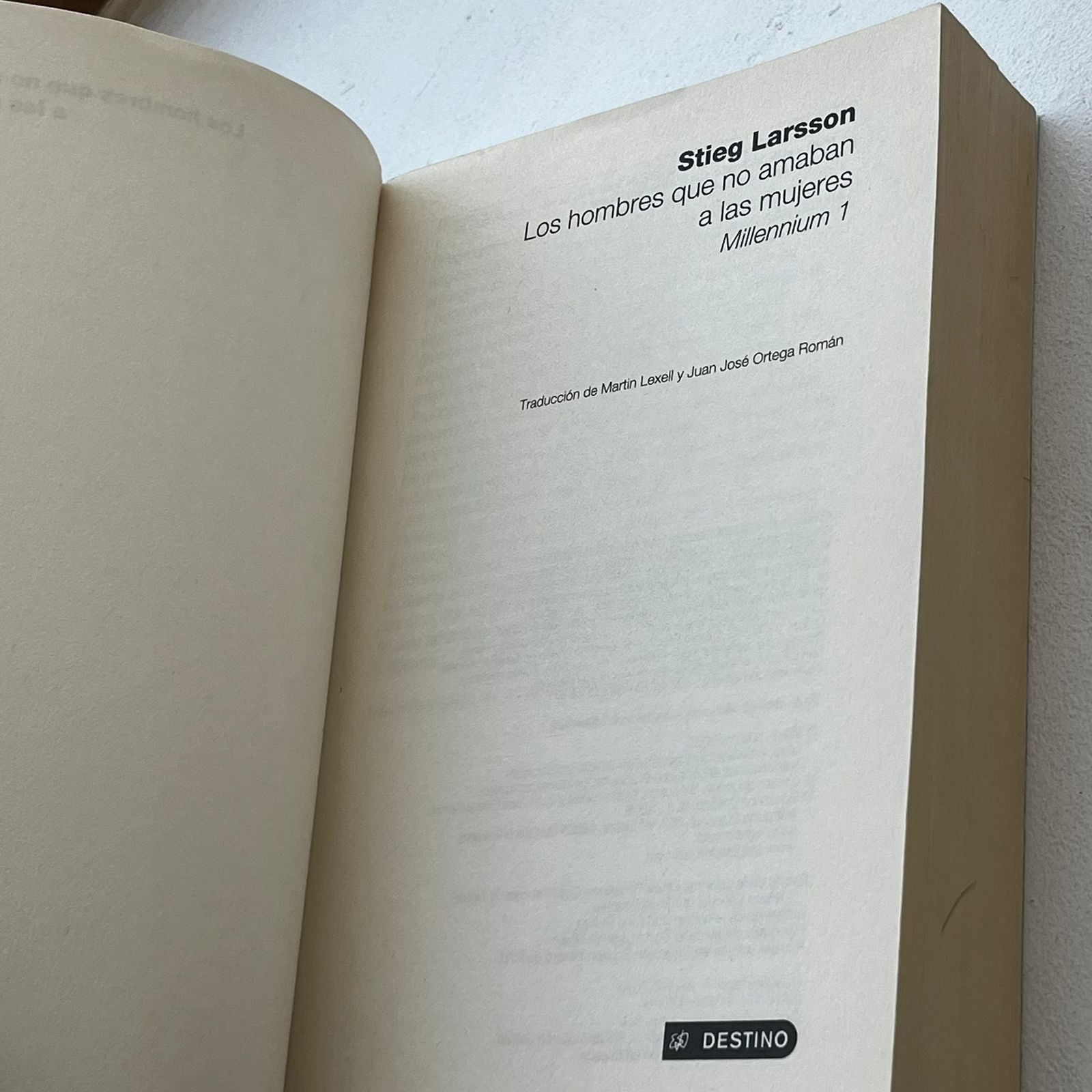 Los hombres que no amaban a las mujeres (Millenium I) - Stieg Larsson - Booket - Libro Usado